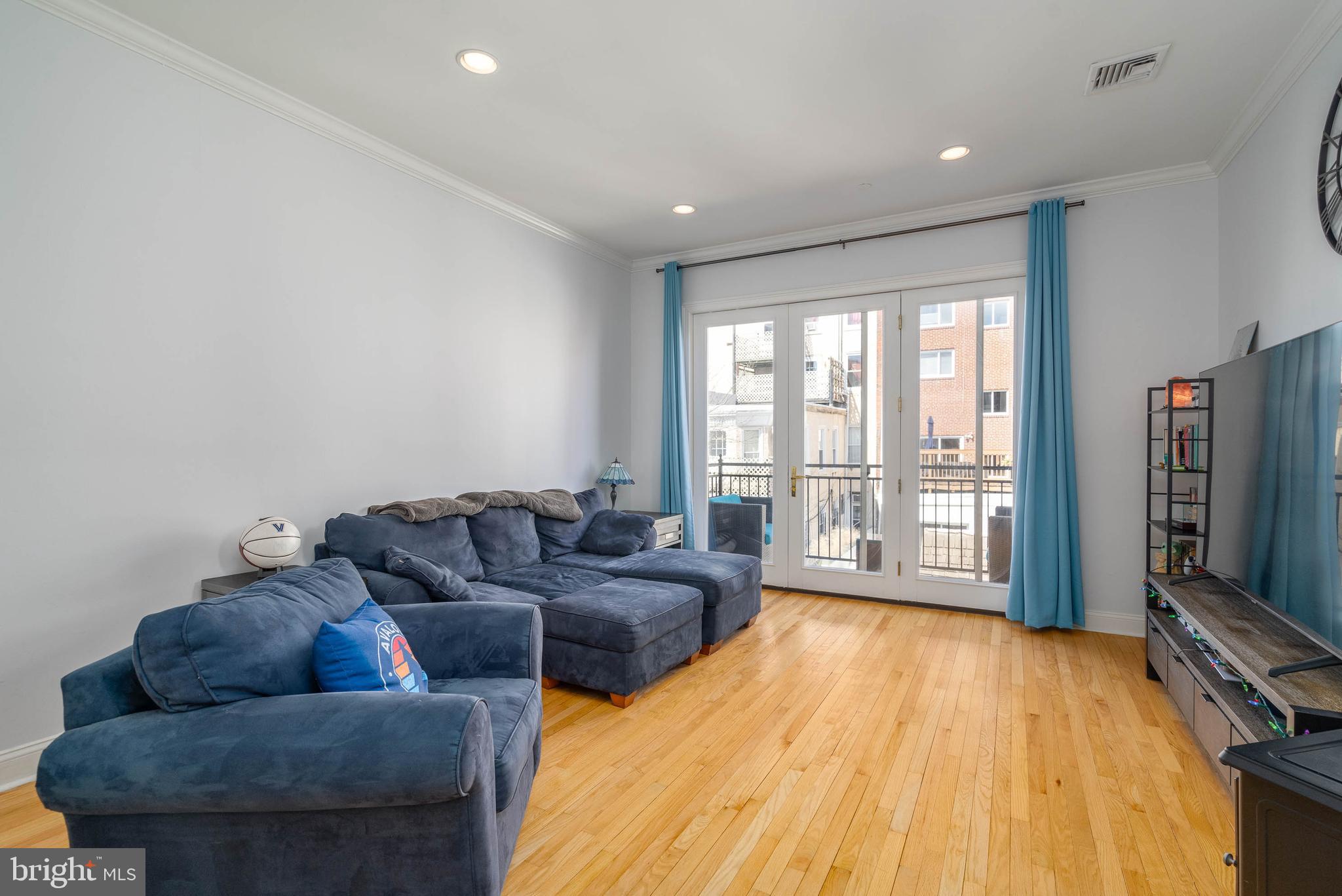 1903-05 GREEN ST #10