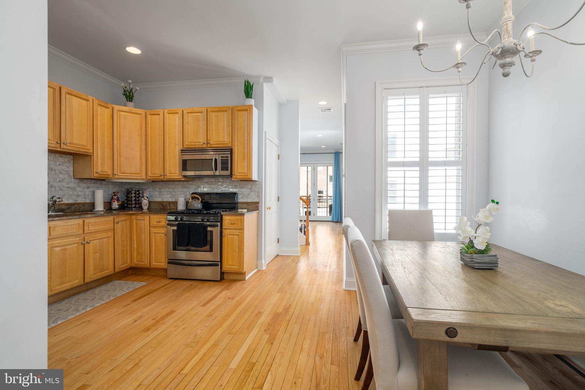1903-05 GREEN ST #10