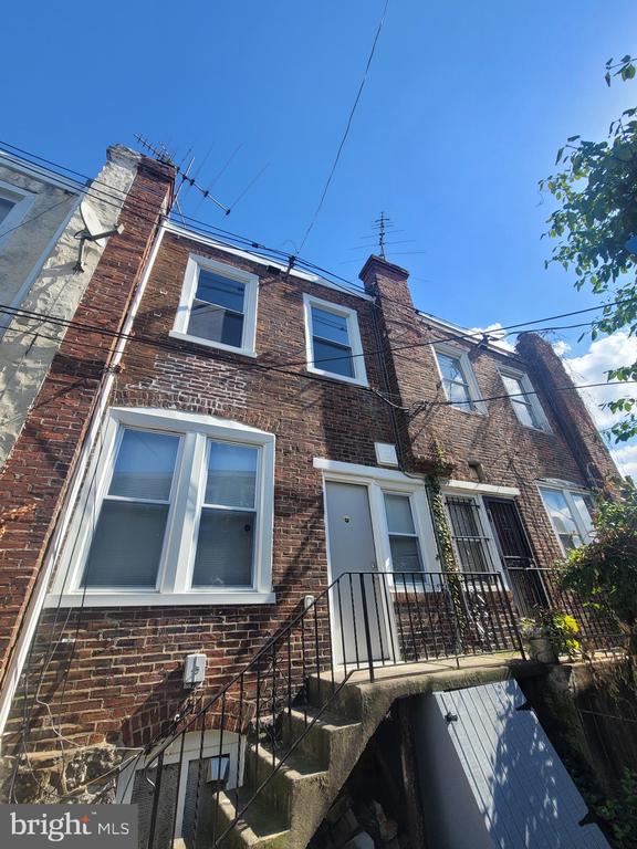 106 N 55th St