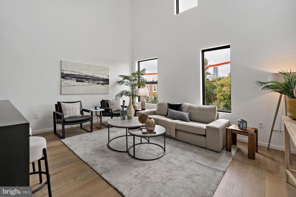 1713B MONTROSE STREET 6