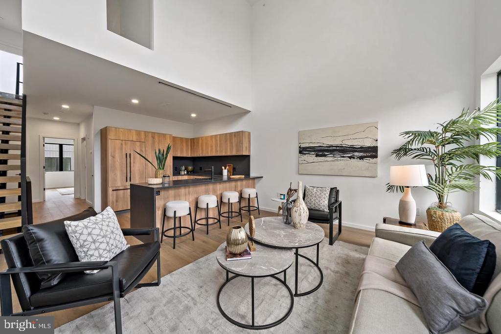 1713B MONTROSE STREET 6