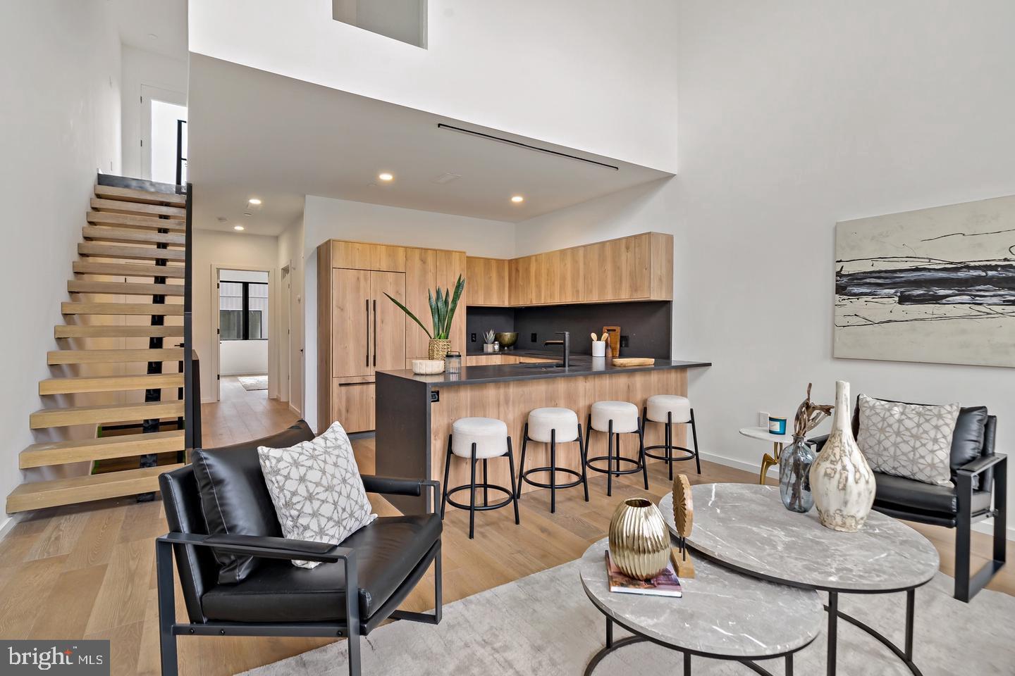 1713B MONTROSE STREET 6