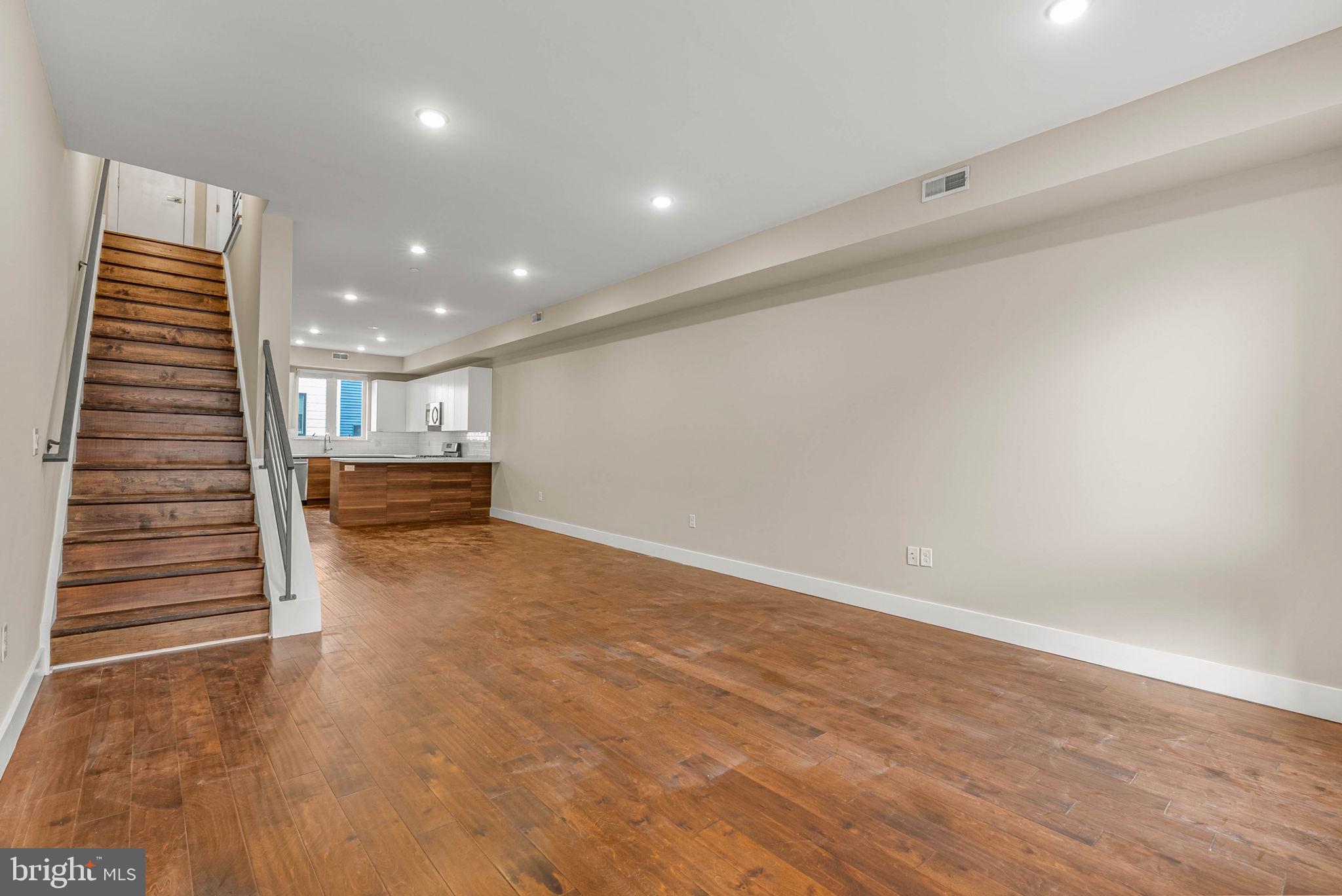 1848 FRANKFORD AVENUE 2