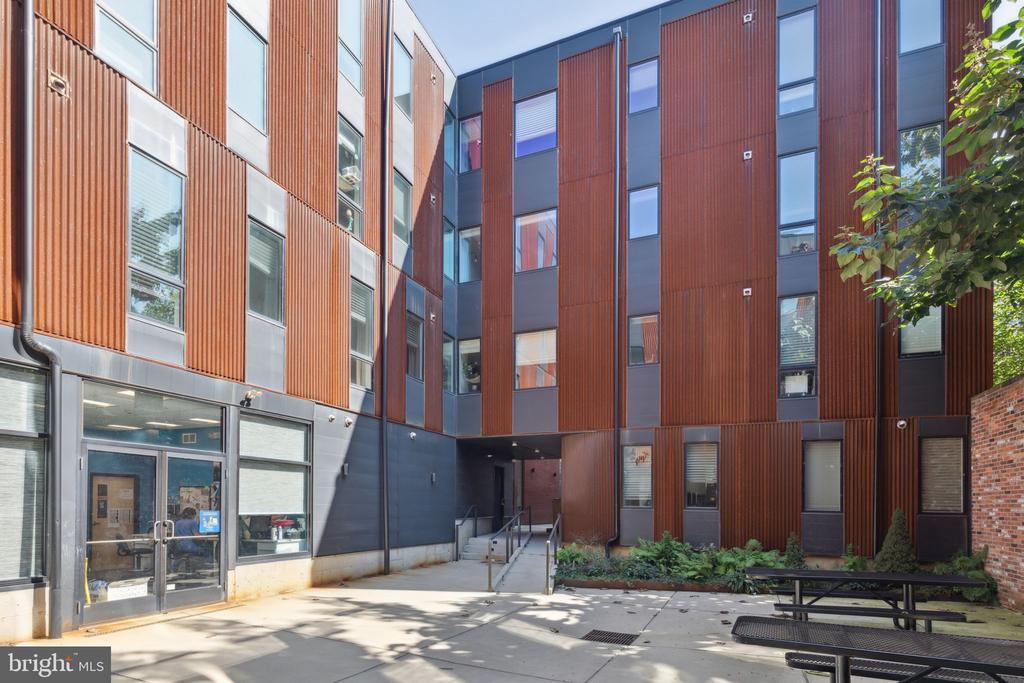 1416 FRANKFORD AVENUE 402