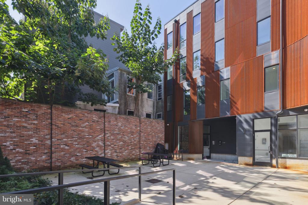 1416 FRANKFORD AVENUE 402