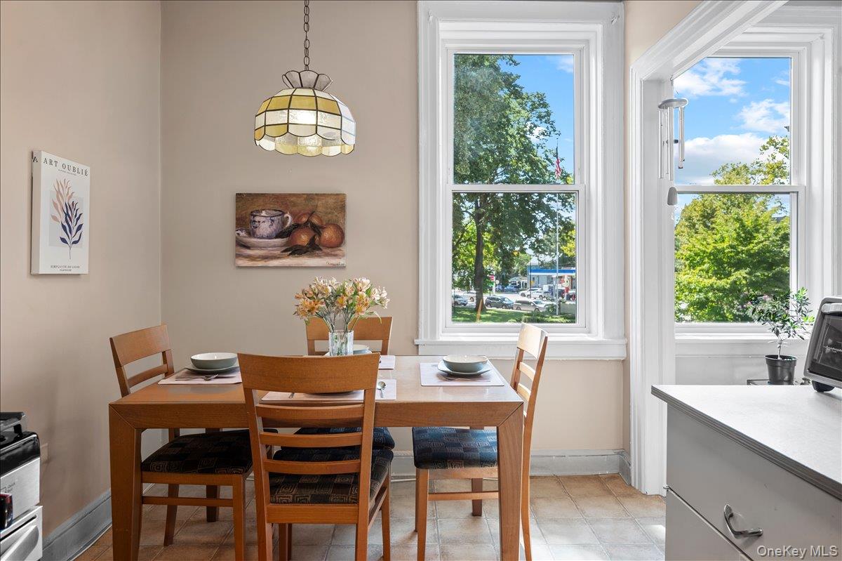 445 Gramatan Avenue Unit: HB2
