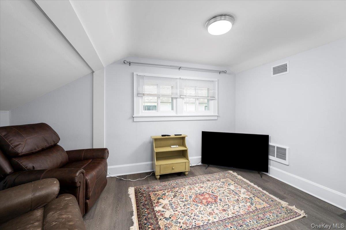 48 Coakley Avenue