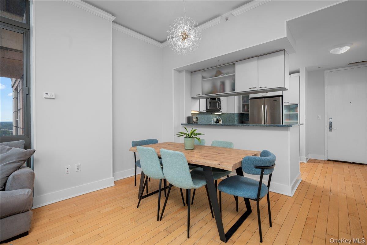 175 Huguenot Street Unit: 2208
