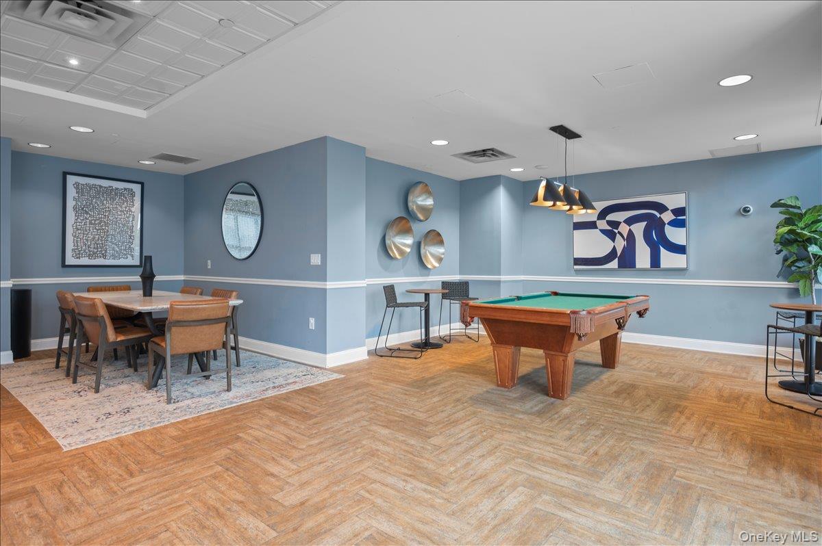175 Huguenot Street Unit: 2208