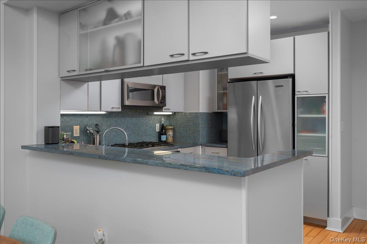 175 Huguenot Street Unit: 2208
