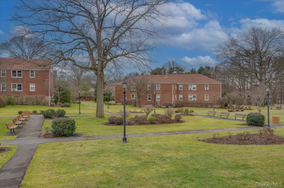 1 Bryant Avenue Unit: 2A