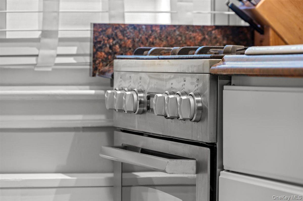 1 Bryant Avenue Unit: 2A