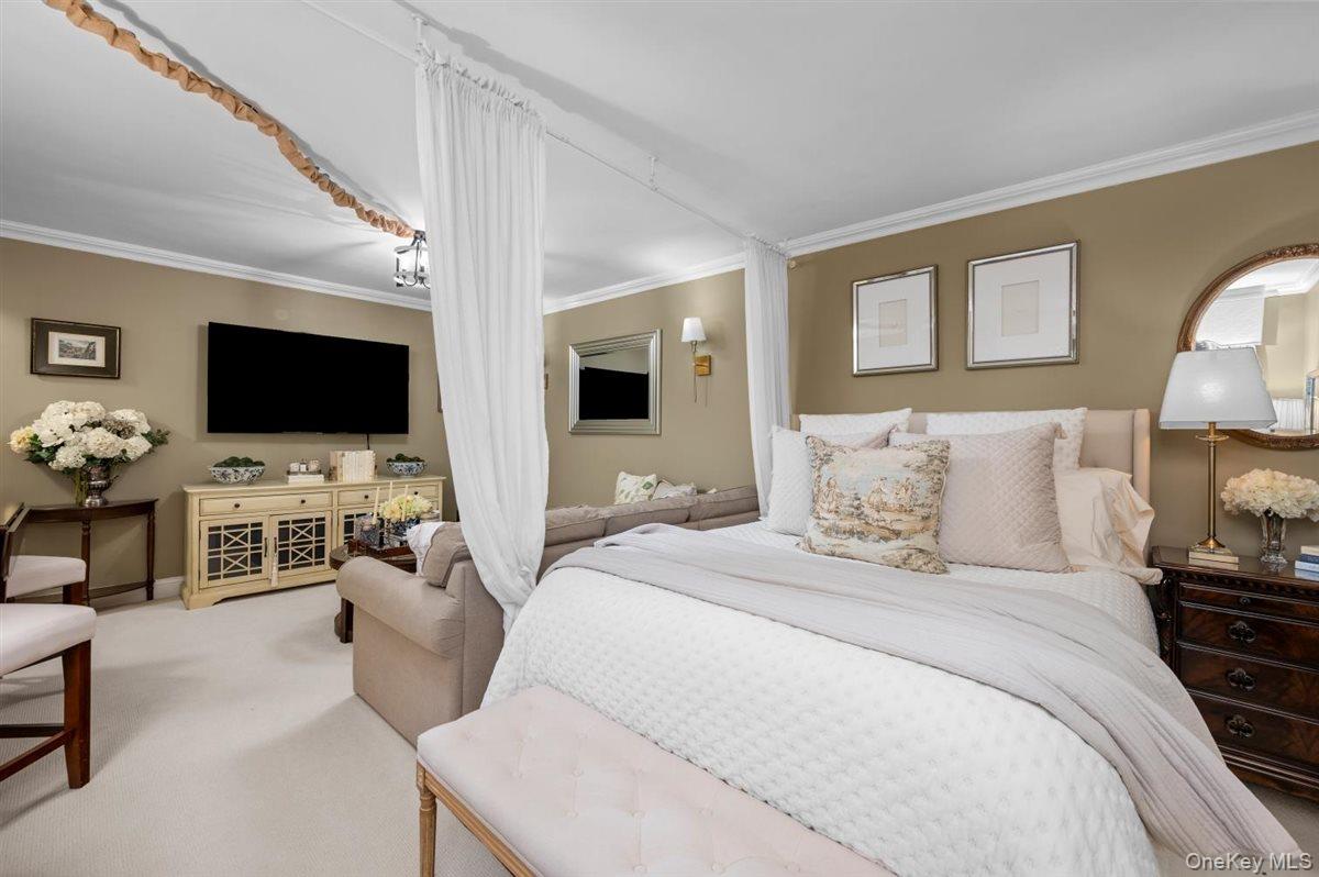 1 Bryant Avenue Unit: 2A