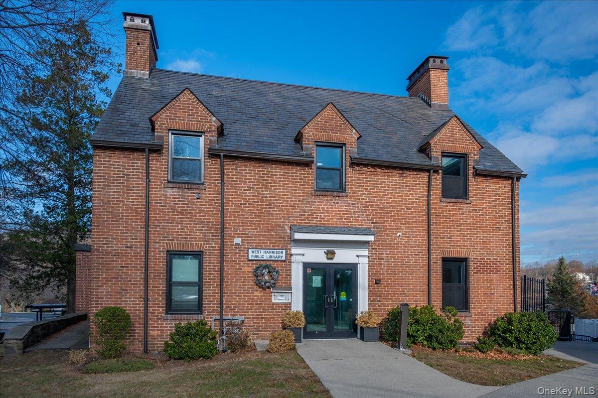 92 Underhill Avenue Unit: 2B