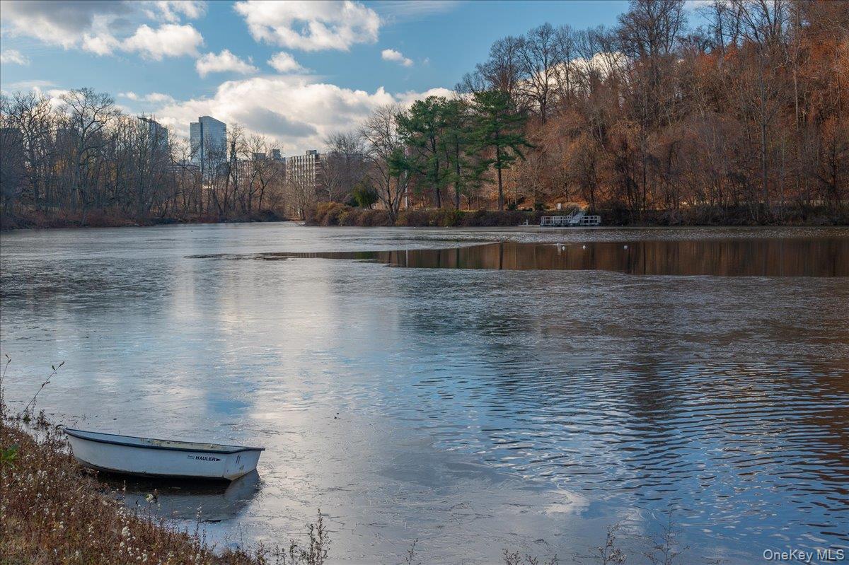 92 Underhill Avenue Unit: 2B