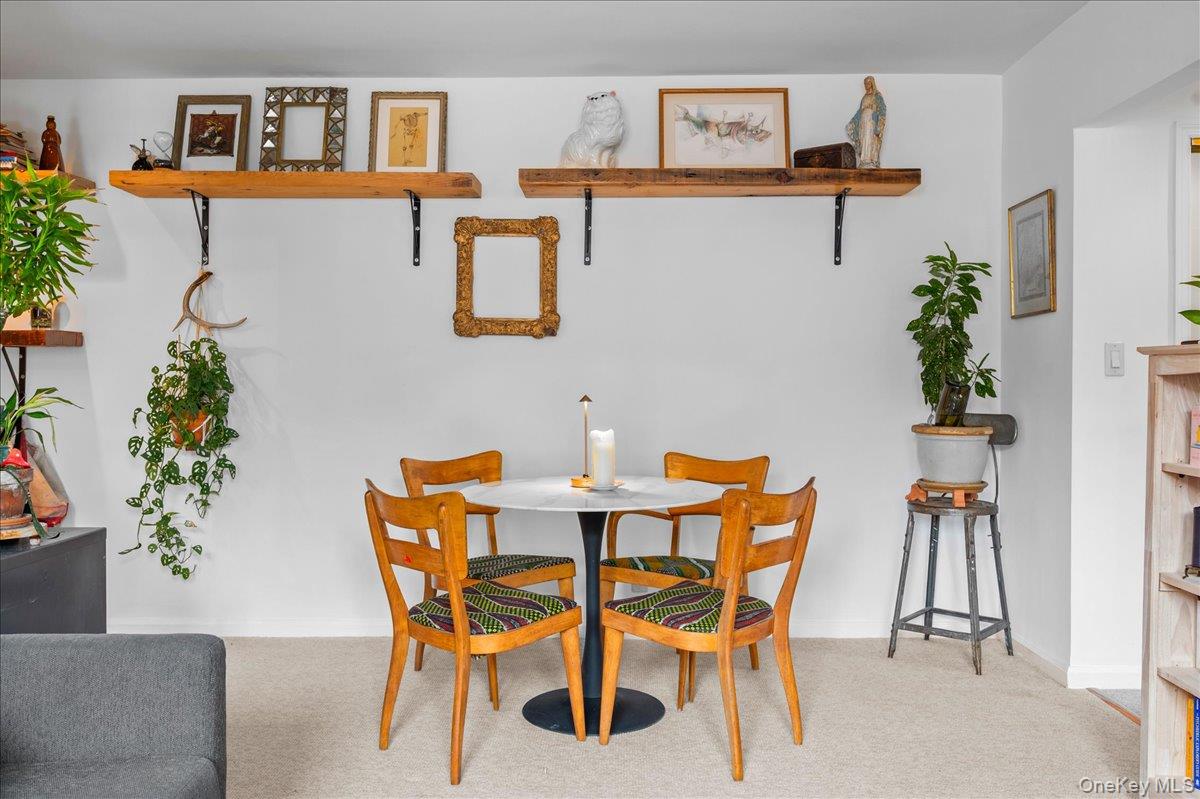 9 Bryant Crescent Unit: 2F