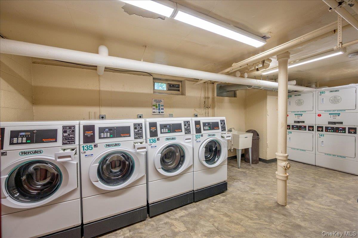 9 Bryant Crescent Unit: 2F