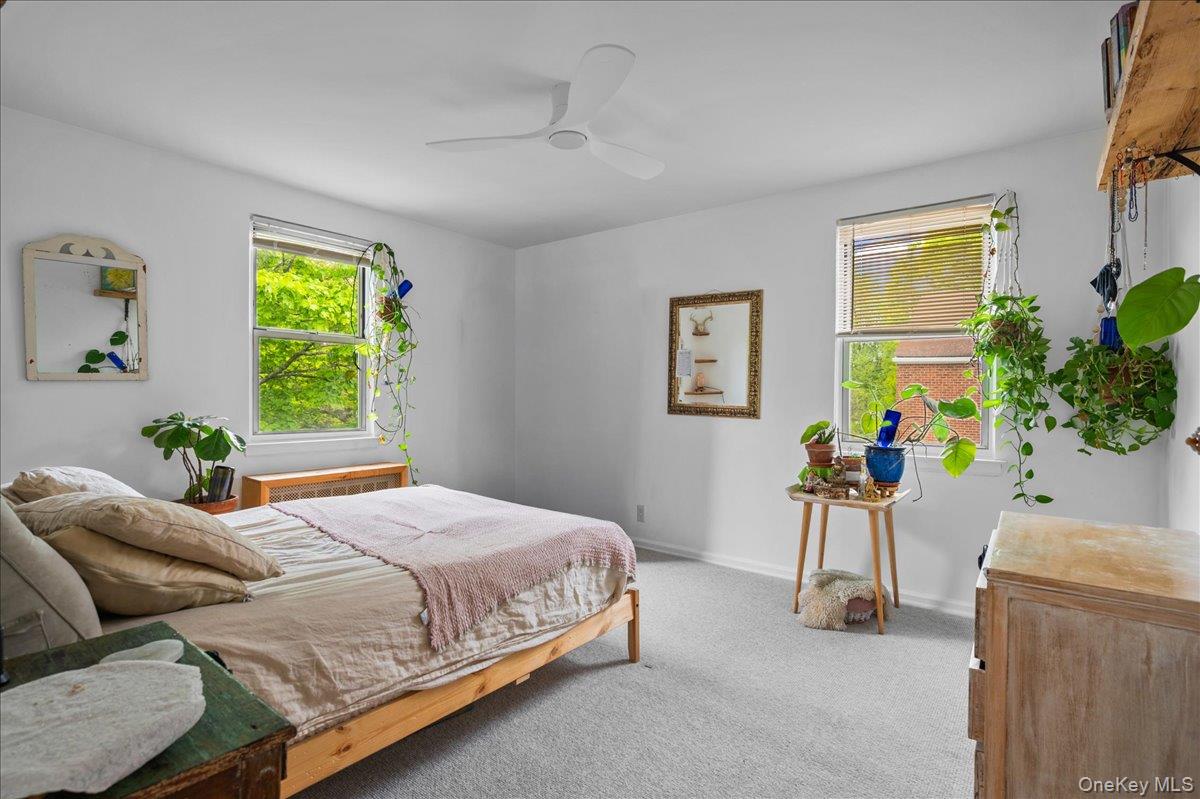 9 Bryant Crescent Unit: 2F