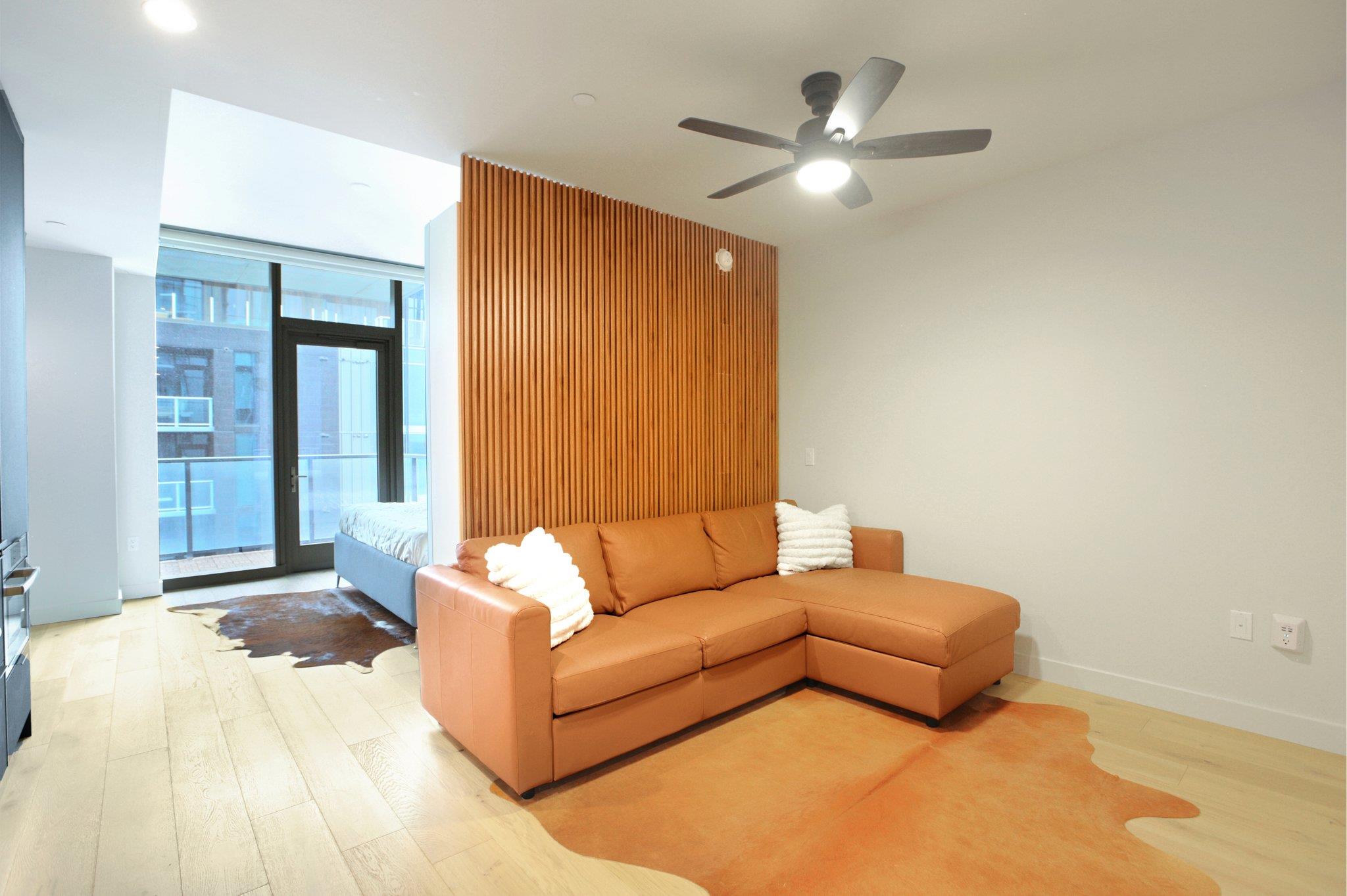 44 East Ave # 2806