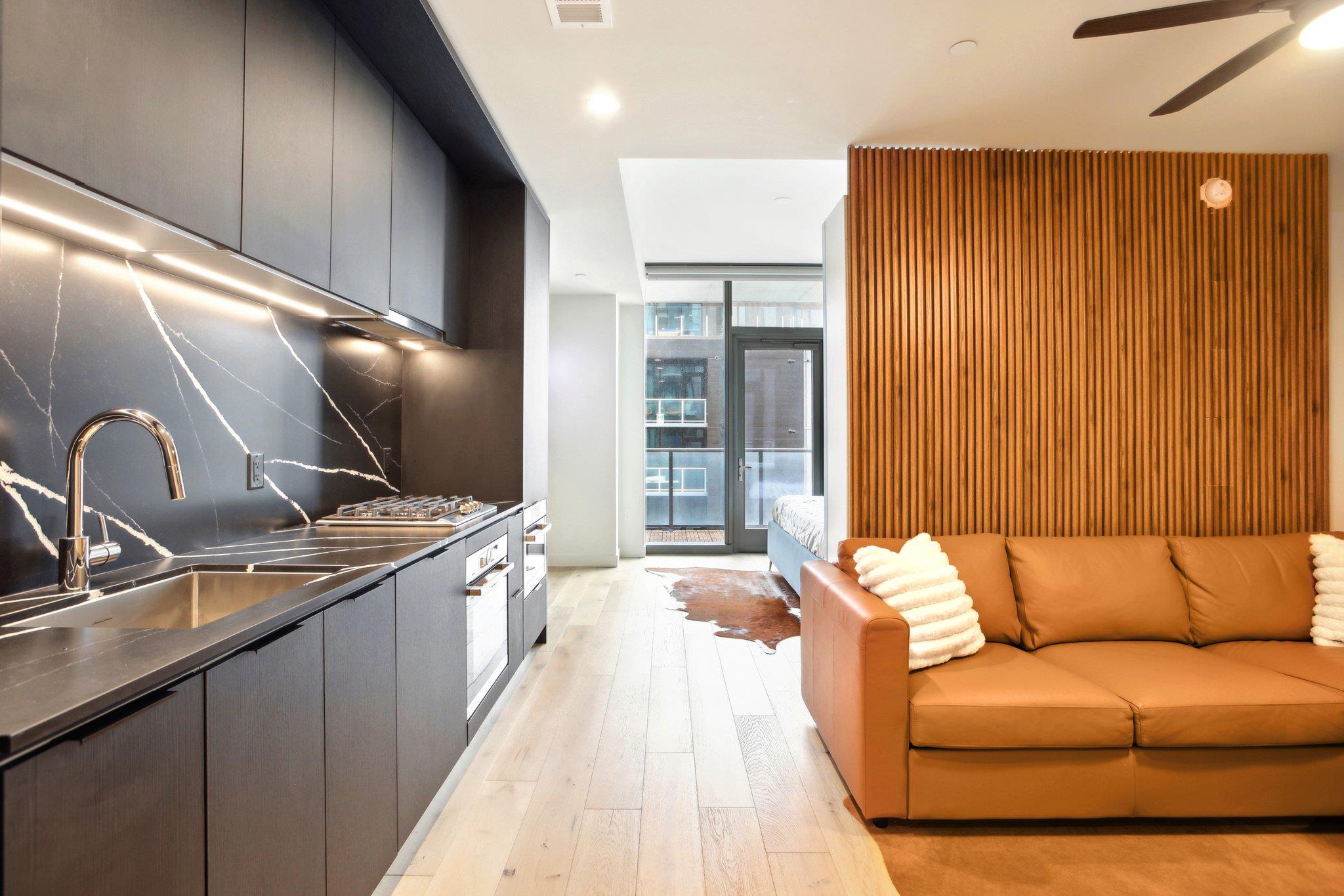 44 East Ave # 2806