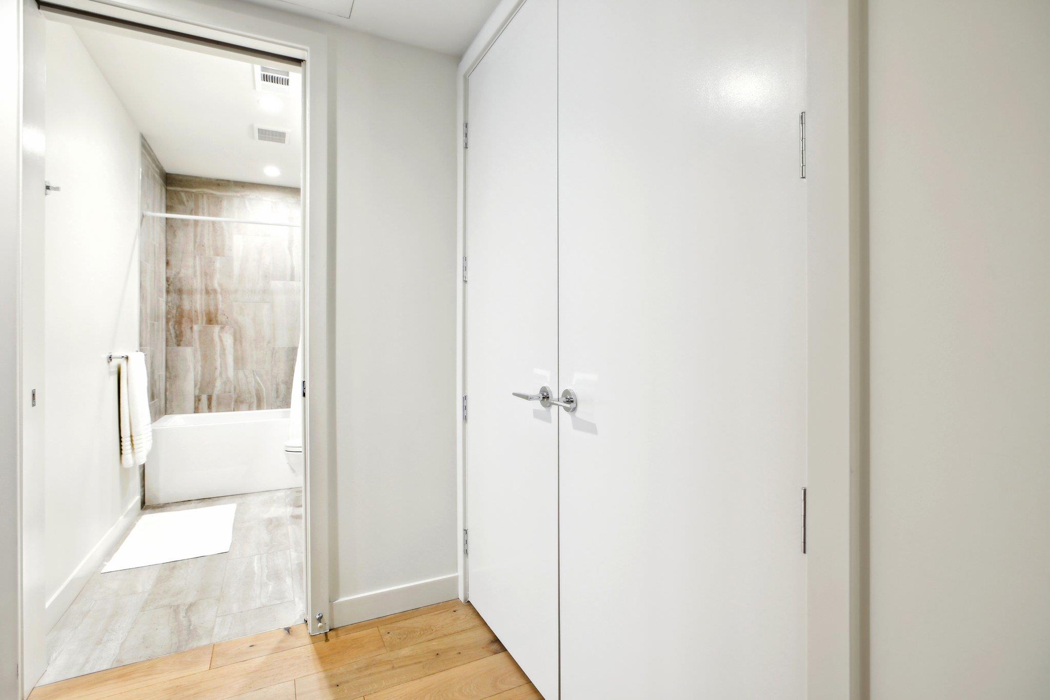 44 East Ave # 2806