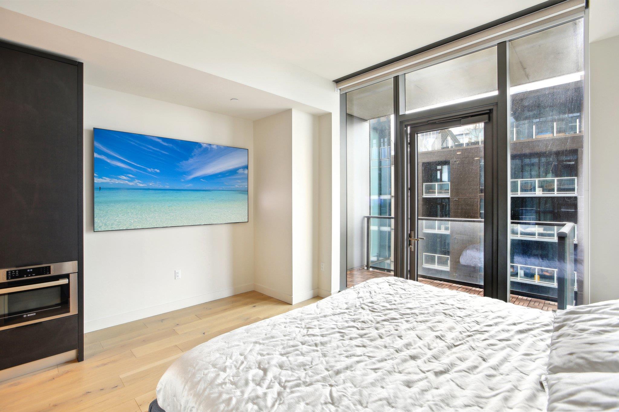 44 East Ave # 2806