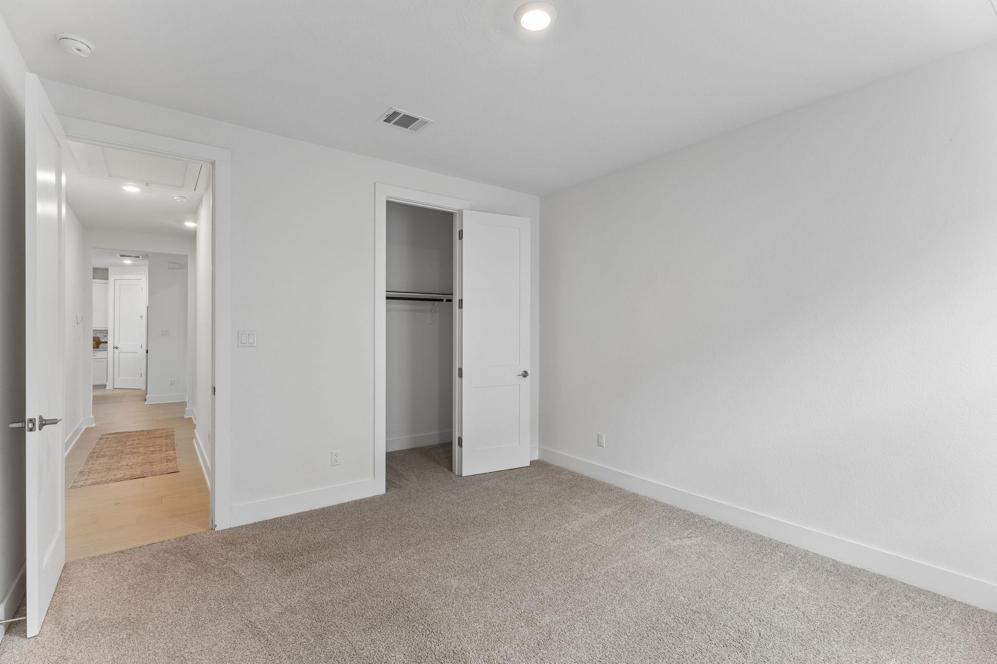 1409 Pink Granite BLVD
