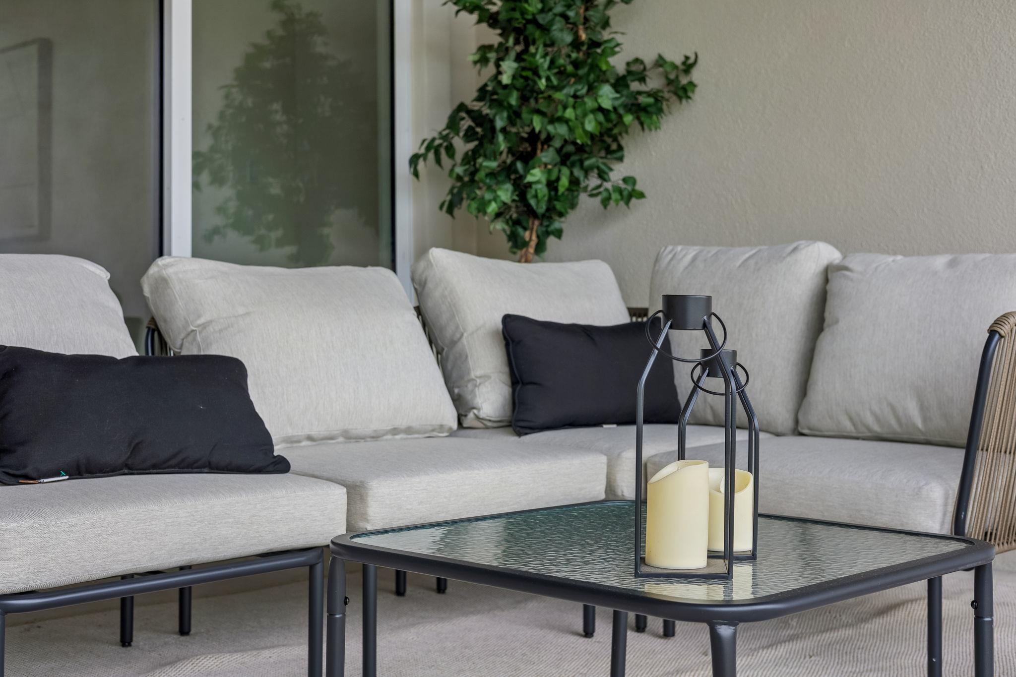 1409 Pink Granite BLVD