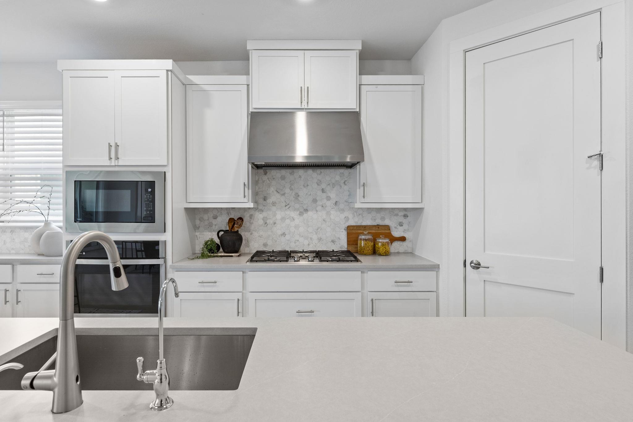 1409 Pink Granite BLVD