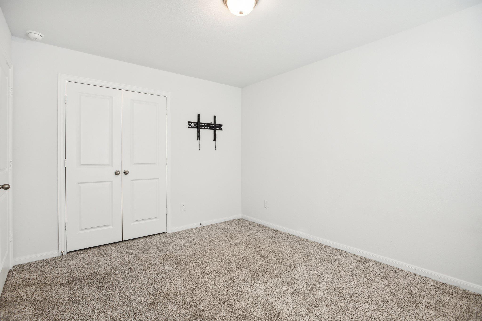 183 Shenandoah DR
