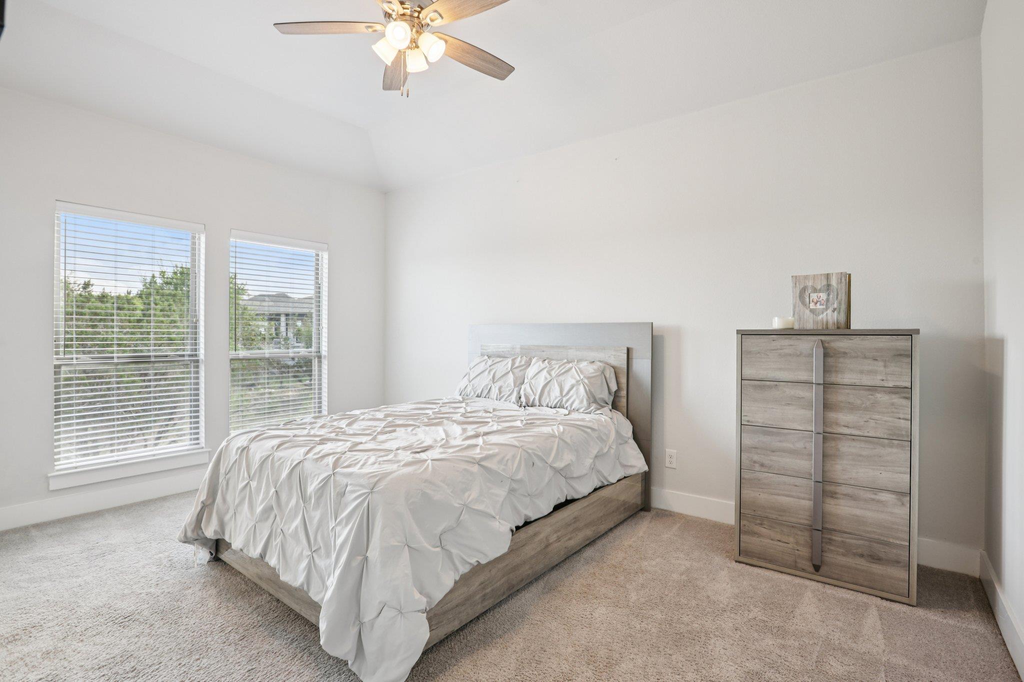 229 Majestic Sage TRL