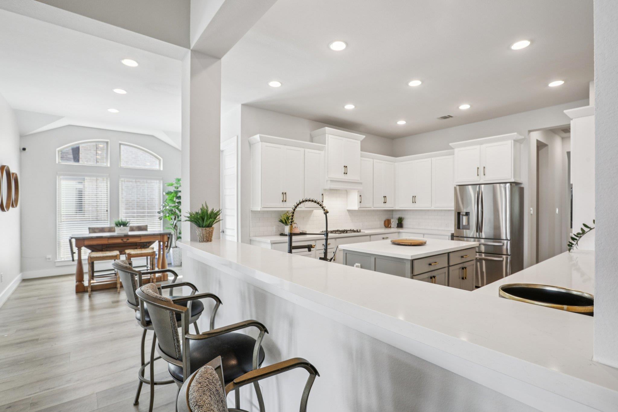 229 Majestic Sage TRL