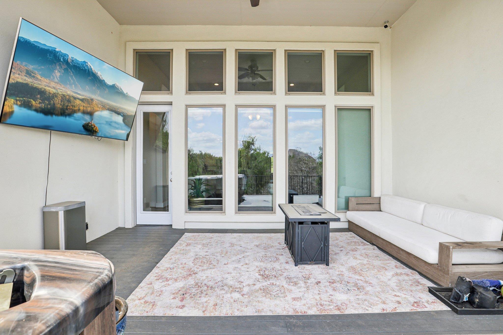 229 Majestic Sage TRL