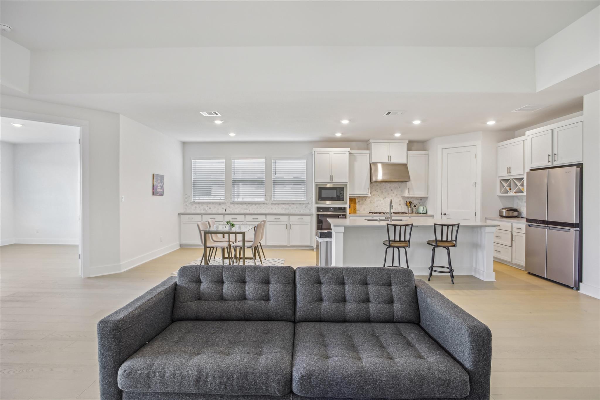 1409 Pink Granite BLVD