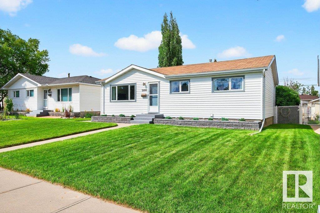 5608 89 AV NW