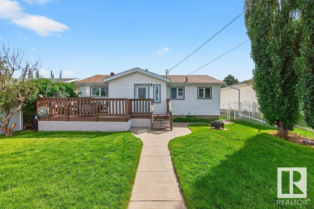 5608 89 AV NW