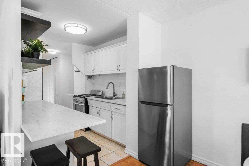 #306 9816 112 ST NW