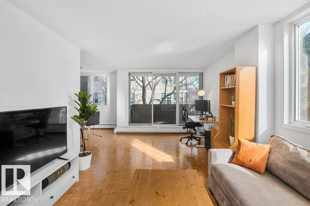 #306 9816 112 ST NW