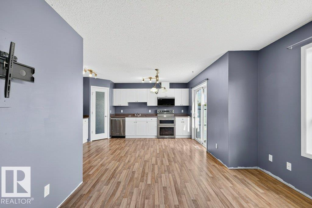 #21 450 HYNDMAN CR NW