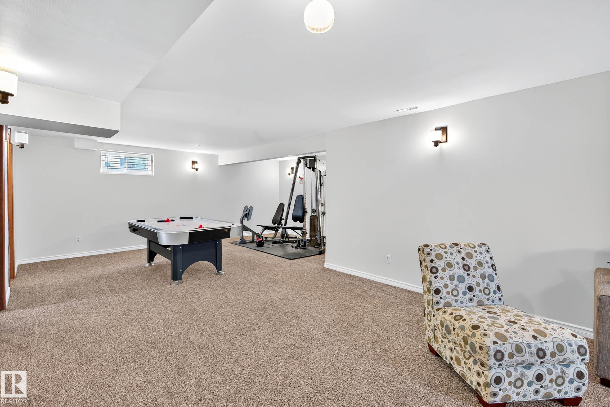 16508 114 ST NW