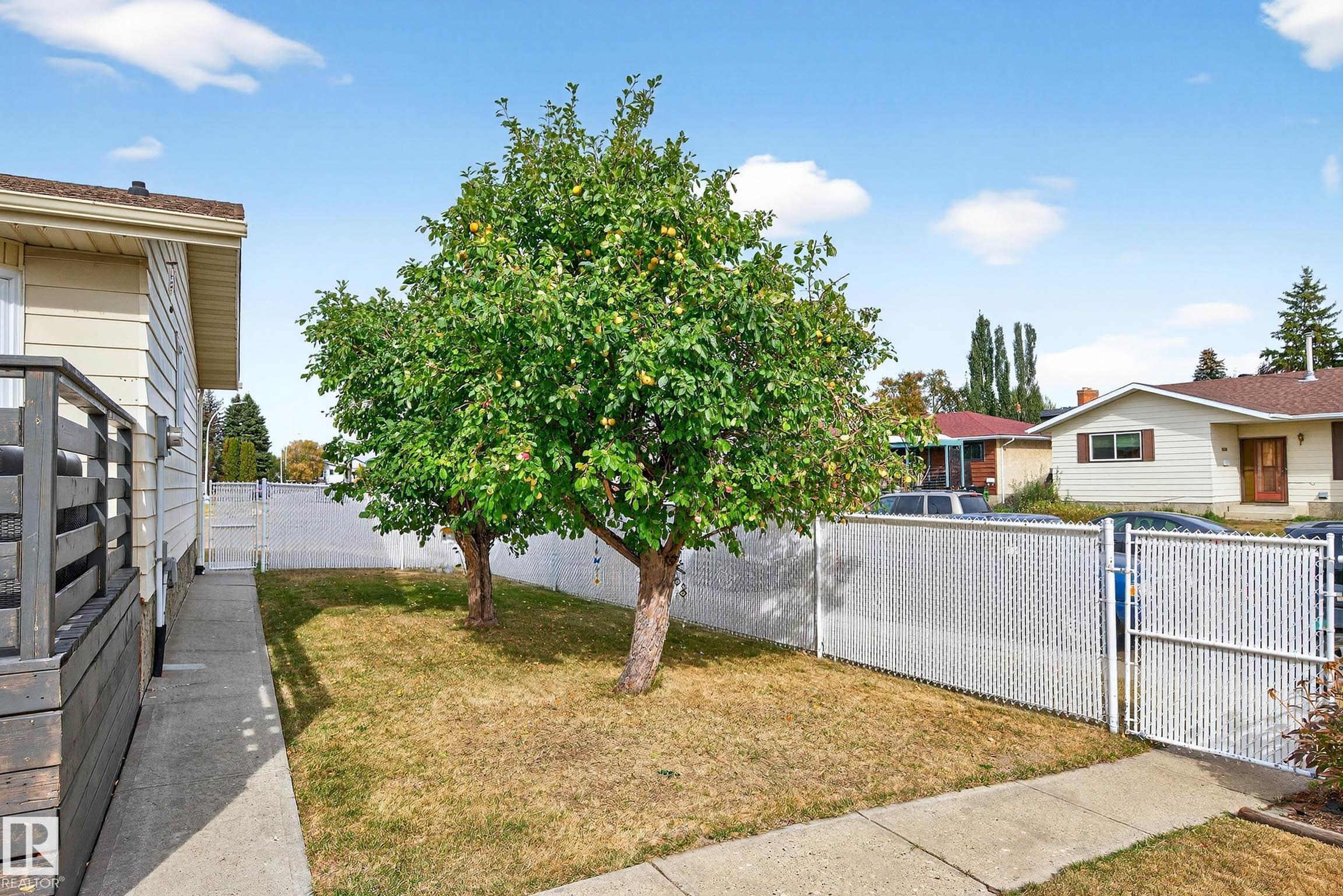 16508 114 ST NW