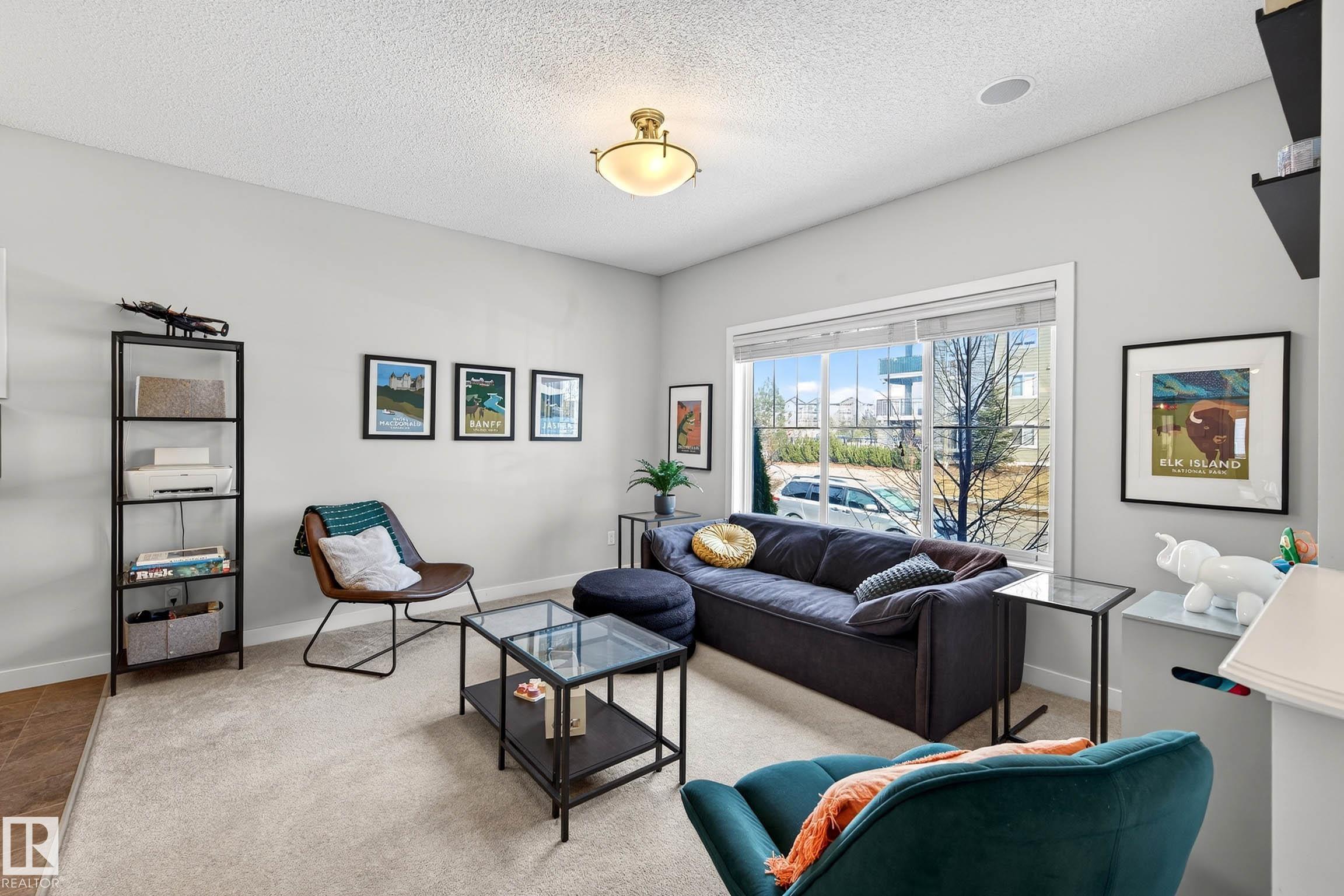 285 MCCONACHIE DR NW