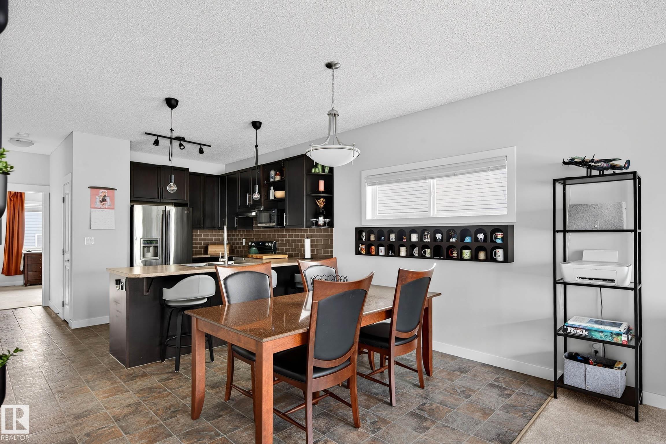 285 MCCONACHIE DR NW