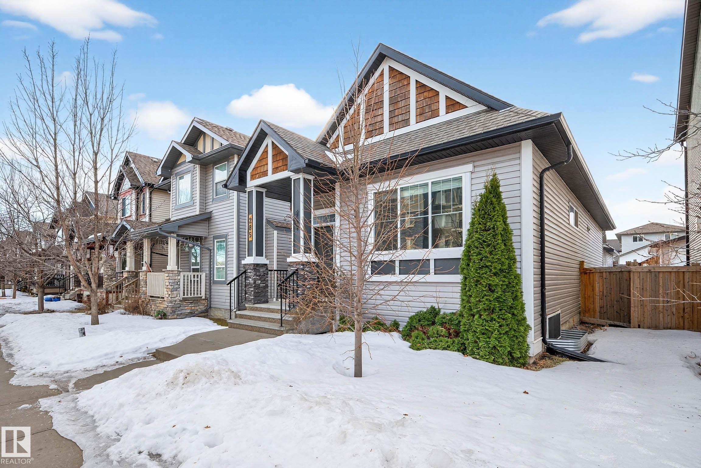 285 MCCONACHIE DR NW