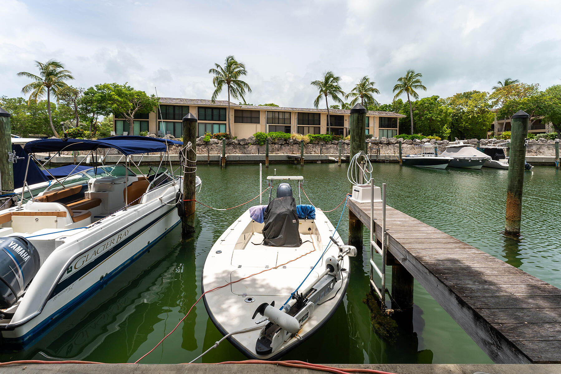 96000 Overseas Highway Unit: X52