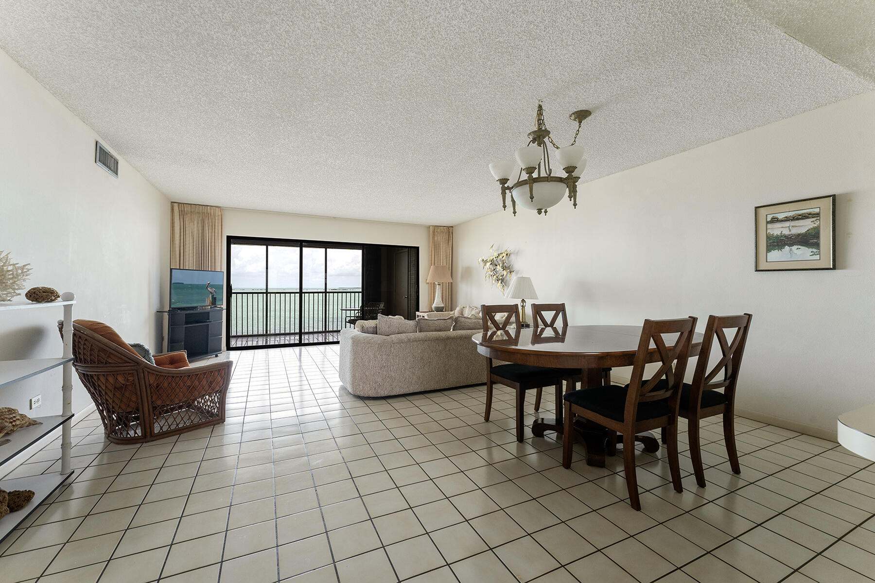 96000 Overseas Highway Unit: X52