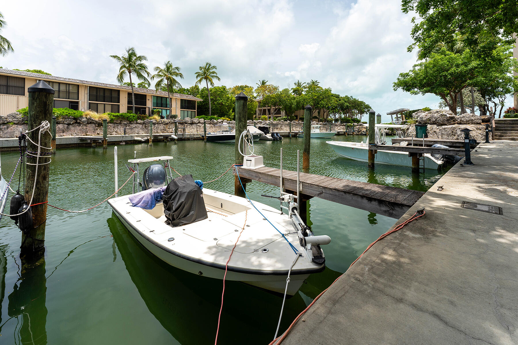 96000 Overseas Highway Unit: X52