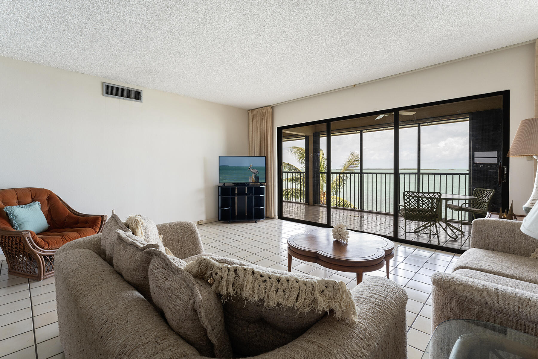 96000 Overseas Highway Unit: X52