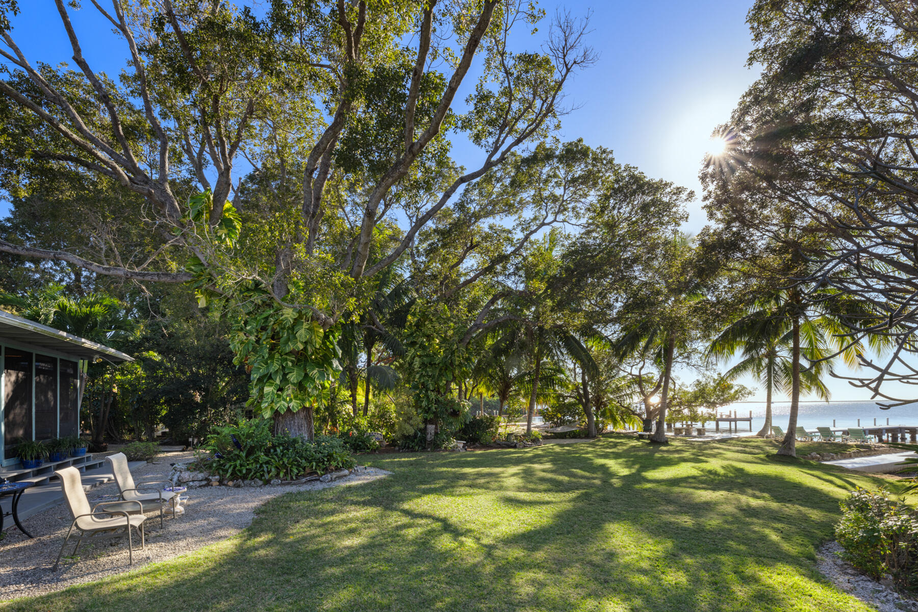 11 Bay Road