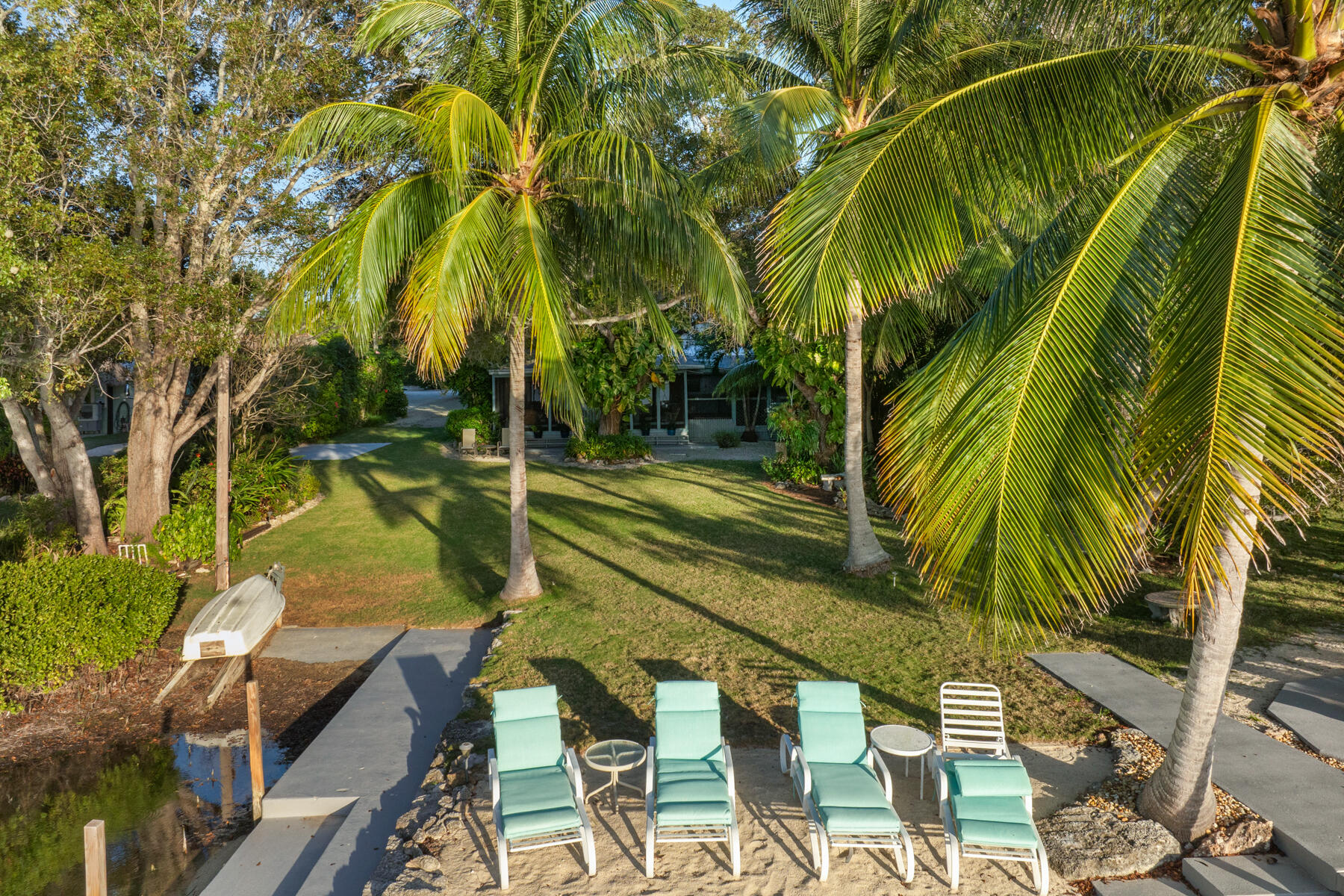 11 Bay Road